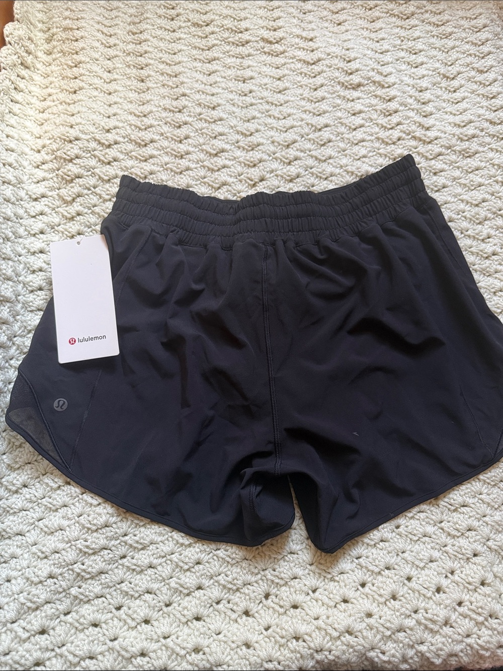 NWT LULULEMON Hotty Hot Short 4” Lined Short - Picture 2 of 4